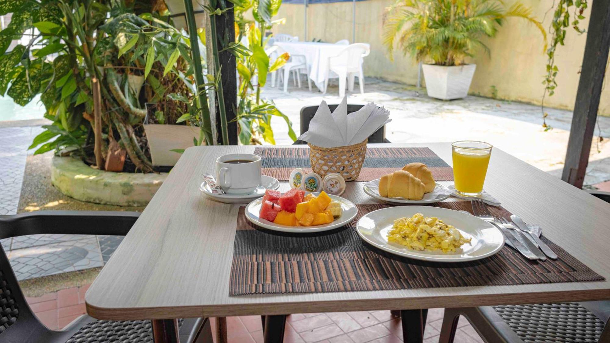 Zuruma Hotel Летисия Экстерьер фото